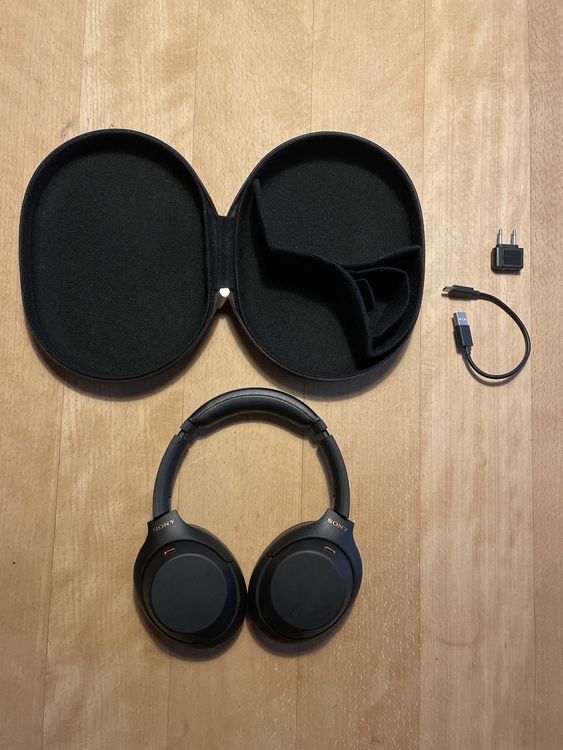 Sony WH-1000XM4 1