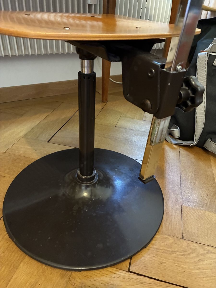 Stühle: Vintage Bürostuhl mit Charme – Gebraucht aus Bern von two_8vqk 3