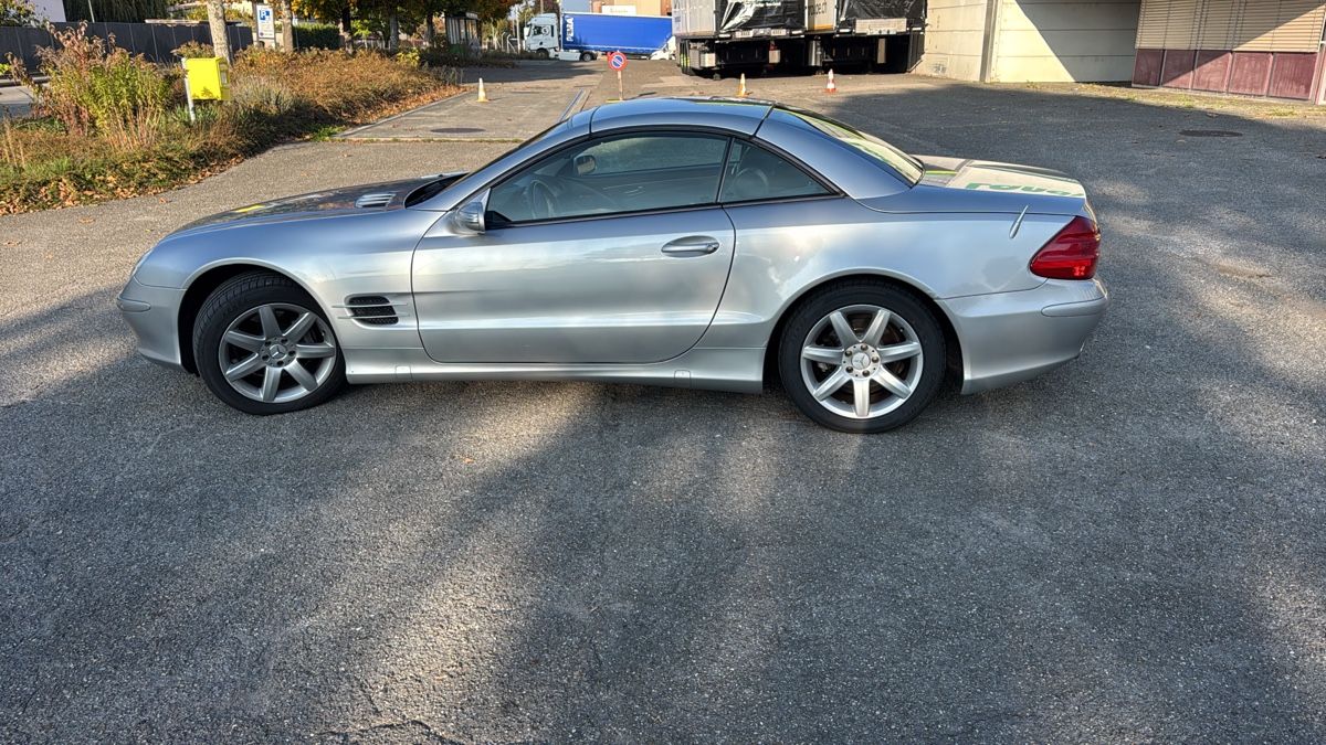 Mercedes-Benz Automobili: Mercedes sl 350 – Usato da Payerne venduto da Artss