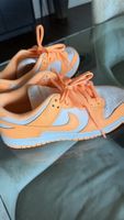 Nike Dunk Low Damenschuhe Orange Weiss Grösse 37.5