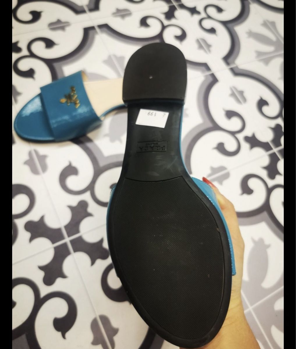 Chaussures femmes: Prada Flats – D'occasion à Zollikerberg par Funny014 1