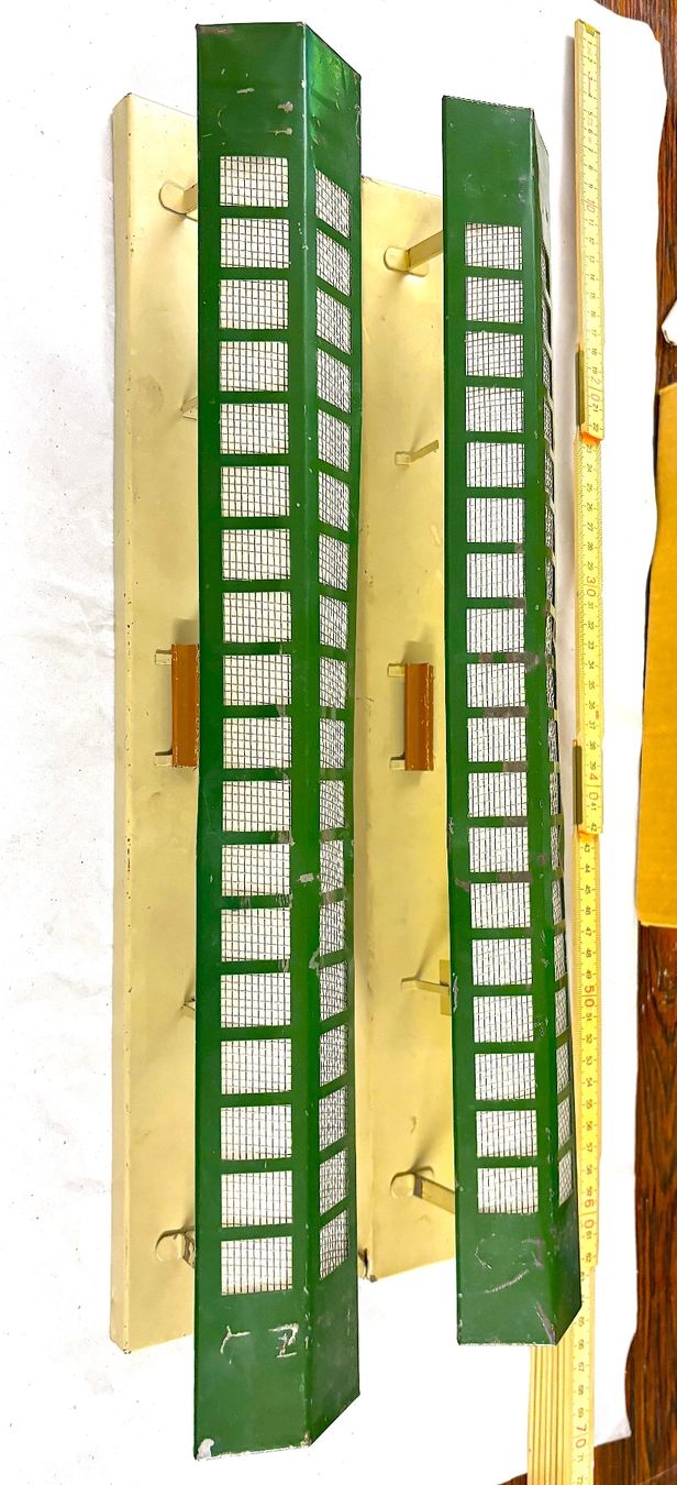 Vollmer Modelleisenbahnen: BLECH BAHNSTEIG VON VOLLMER HO – Gebraucht aus Ipsach von locky55