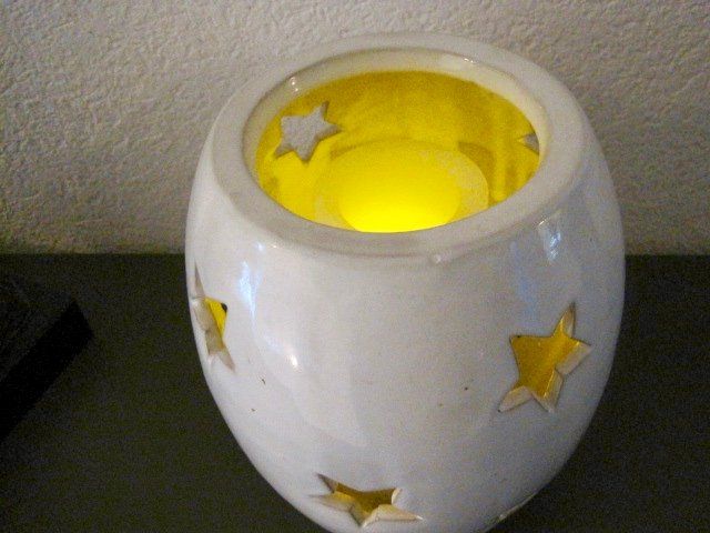 Tutte le decorazioni: GRAND POT AVEC ETOILES EN CERAMIQUE – Usato da Murten venduto da Selliot 1