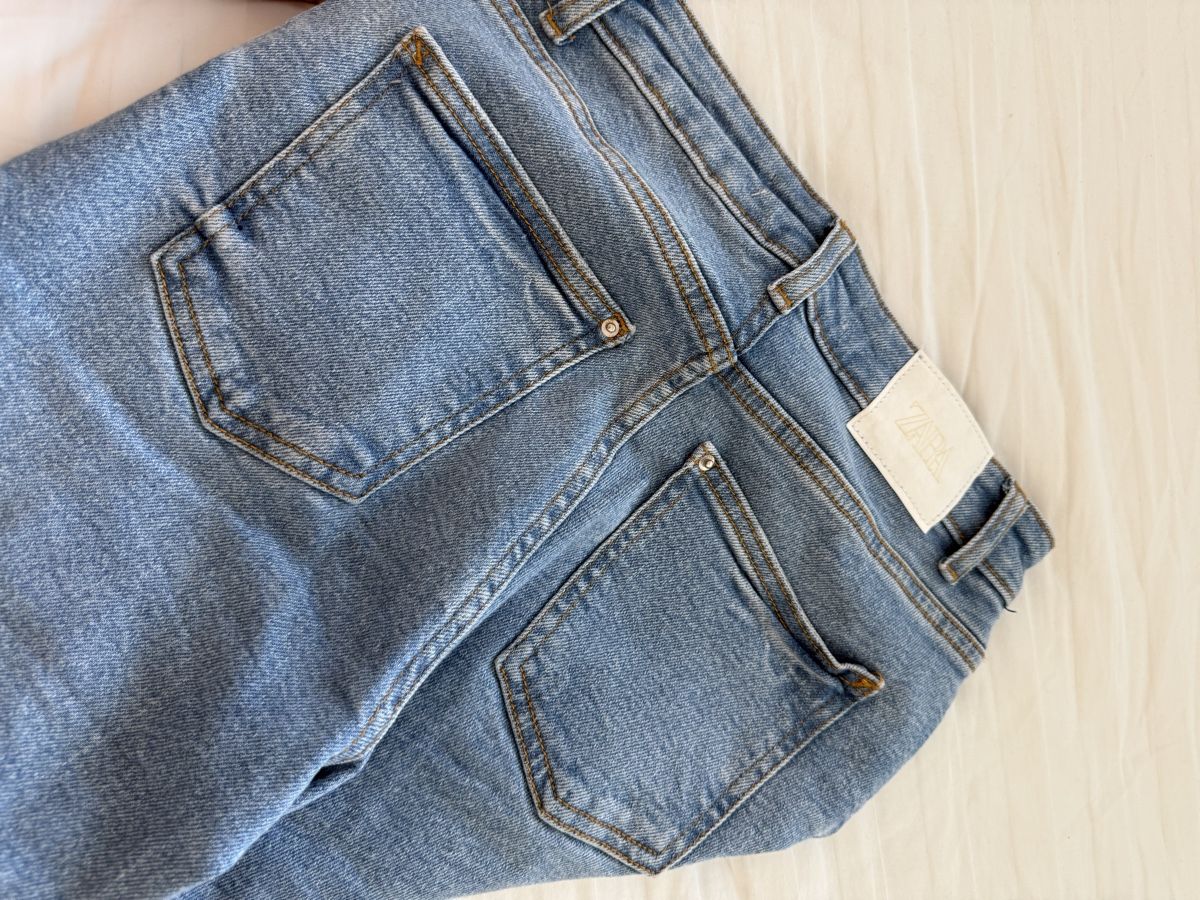 Zara Jeans: Zara Jeans, Grösse 34 – Nuovo (secondo la descrizione) da Volketswil venduto da habibeoez 1