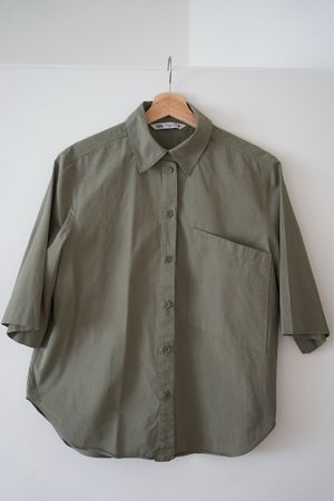 Sommer Hemd Bluse Zara Khaki Grösse S wie neu