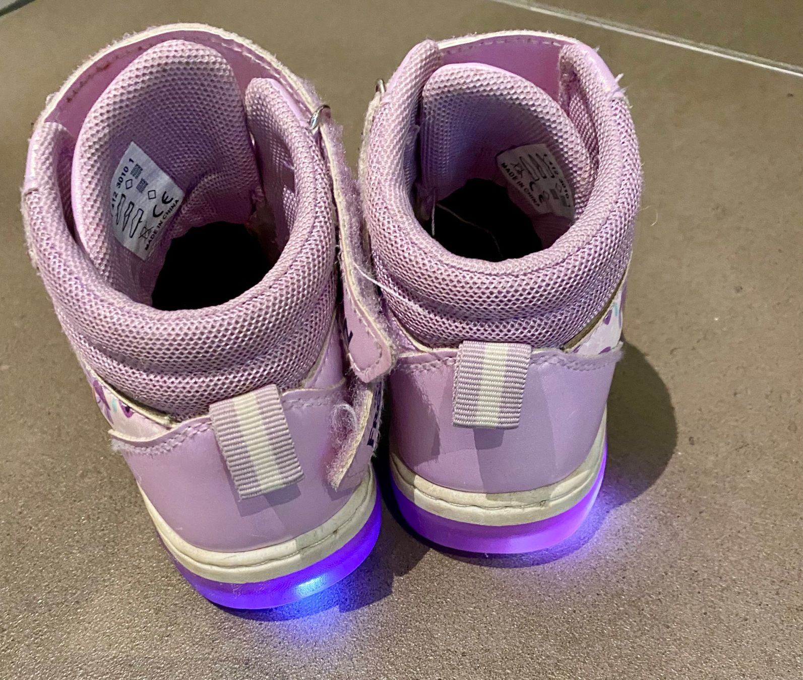 Scarpe per ragazzi: Disney Frozen Sneaker n.27 – Usato da Thalwil venduto da paolo.rota 1