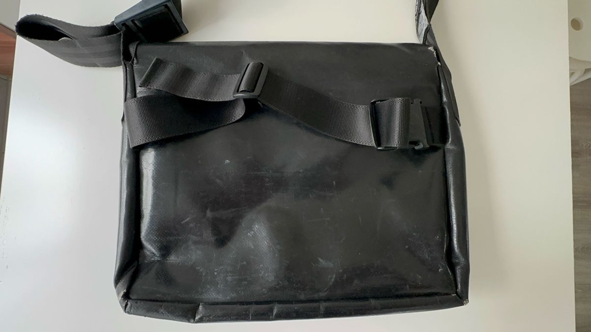 Freitag Borse: Sac FREITAG Noir -- bonne  état – Usato da Brügg BE venduto da haj_9zhk 1