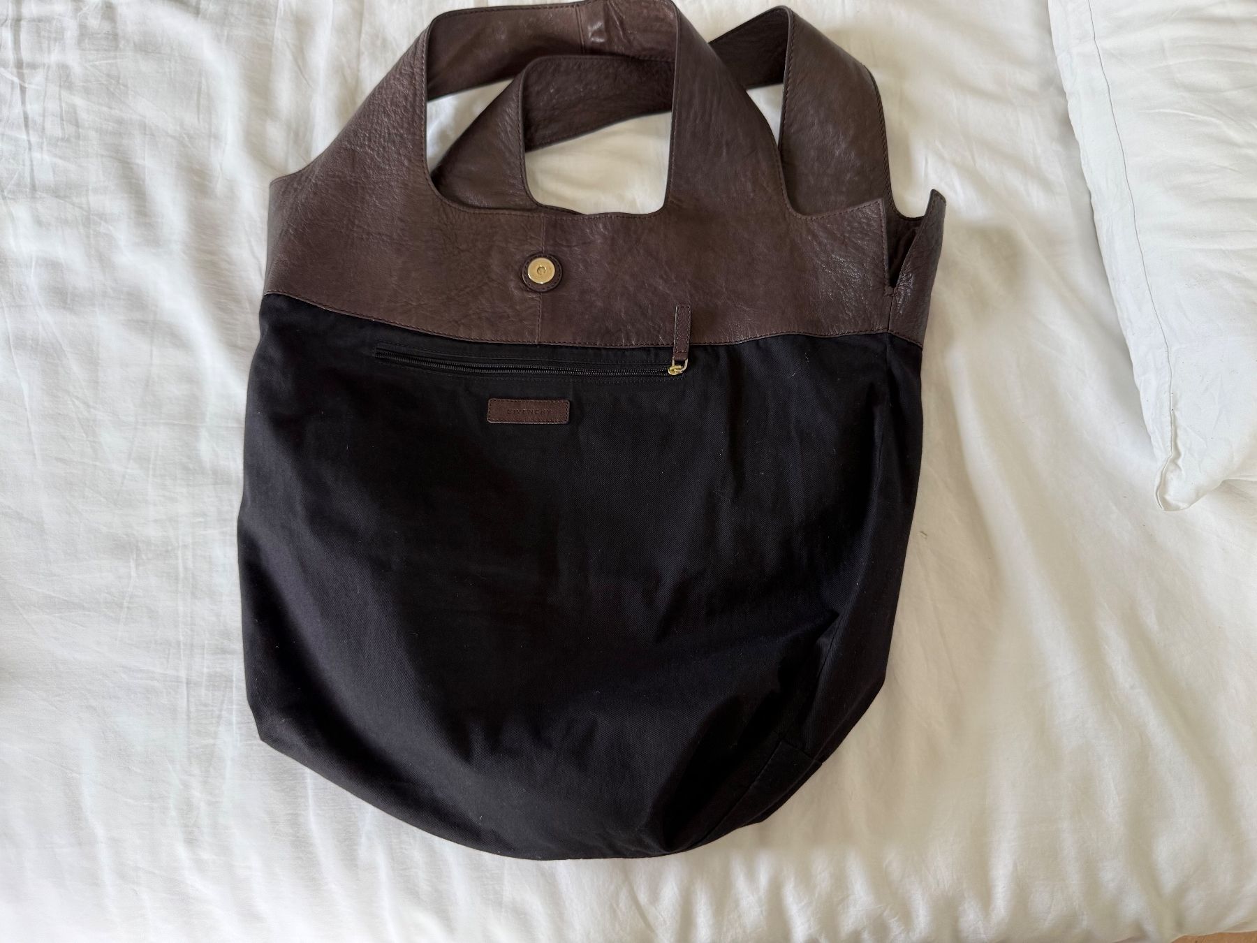 Givenchy Sacs: Givenchy weiche Kalbsleder Handtasche – D'occasion à Zürich par Midcentury 4