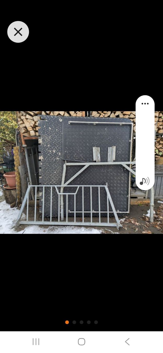 Accessori per altri veicoli: Laderaumabdeckung VW Amarok – Usato da Morschach venduto da Sergio2 2