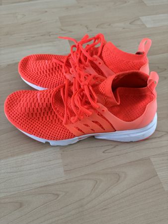 Nike Sneaker Gr. 42.5