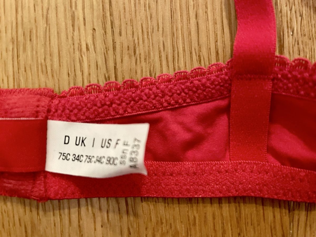 Esprit Altra biancheria intima: Esprit Dessous Set, Grösse 75C/M - NEU – Nuovo (secondo la descrizione) da Stansstad venduto da alexandra171080 2