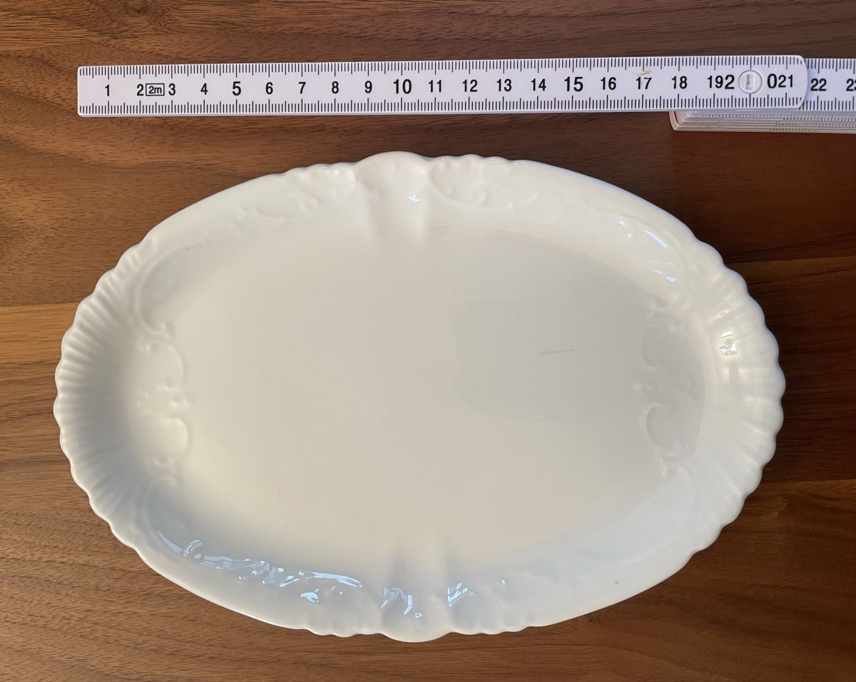 Piatti di portata: Vintage Servierplatte – Usato da Basel venduto da Gundeli-25