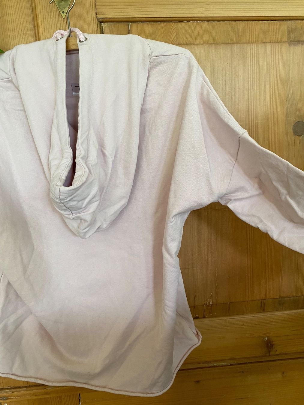 H&M Maglioni & Felpe: Kapuzenpullover Damen/Mädchen – Usato da Riedholz venduto da lenibeni03 4