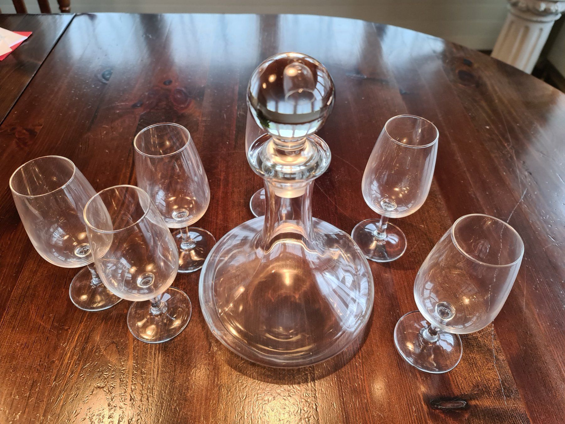 Caraffe: Weinkaraffe mit 6 Weingläsern – Usato da Röthenbach i. E. venduto da Heureka5 1