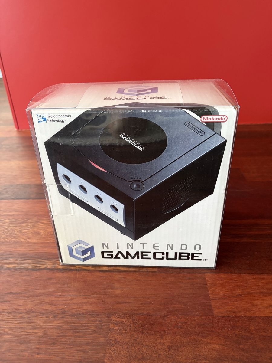 Nintendo Consoles: Gamecube Jet Black - OVP - Top Zustand – D'occasion à Baden par tob_t8gw