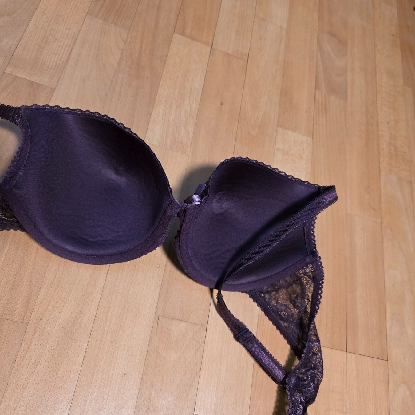 Altra biancheria intima: BH 90C lila Spitze sexy – Usato da Wald ZH venduto da CapLux 4