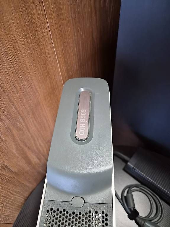 Console: Xbox 360 60GB Konsole, 1 Controller + Headset, 11 Spiele – Usato da Berg TG venduto da pas_mft2 3