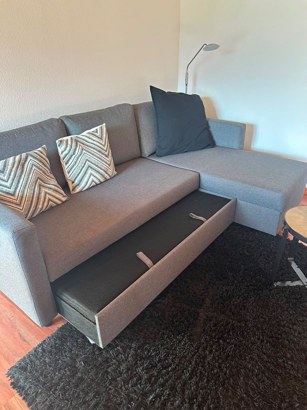 Conforama Divani: Schönes Ecksofa / Bettsofa – Usato da St. Peterzell venduto da andrea2012 3