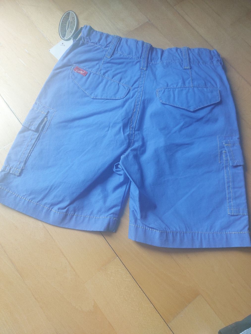 Pantaloni: Kurze Hose neu 98 – Usato da Landquart venduto da Cedes 1