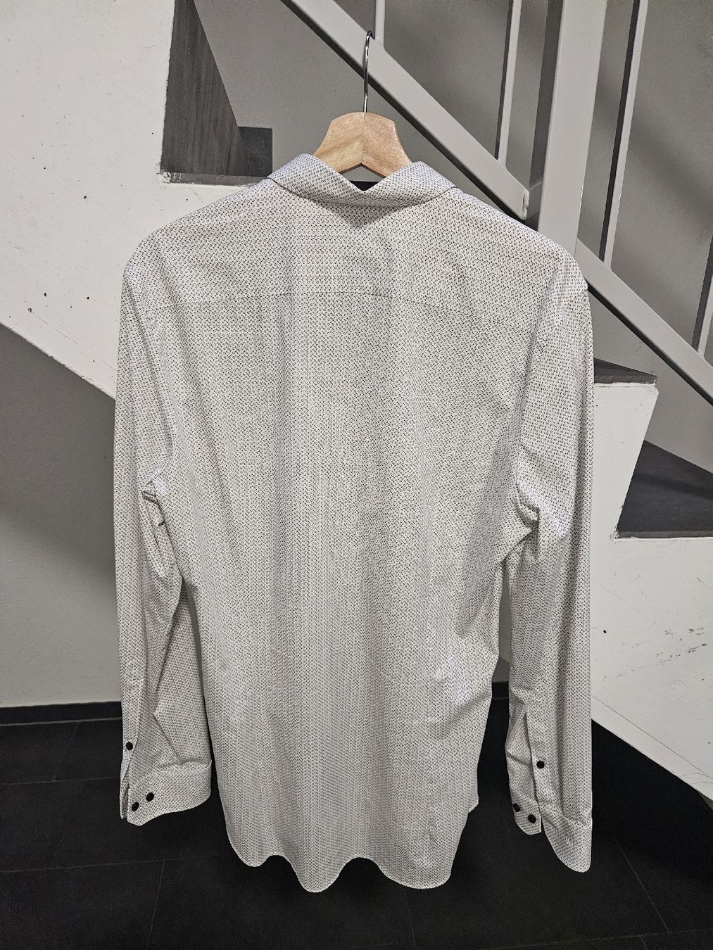 Camicie: Herrenhemd OLYMP SUPER SLIM 24/7 Grösse 42 gemustert – Usato da Buchs ZH venduto da rit_s6kv 5