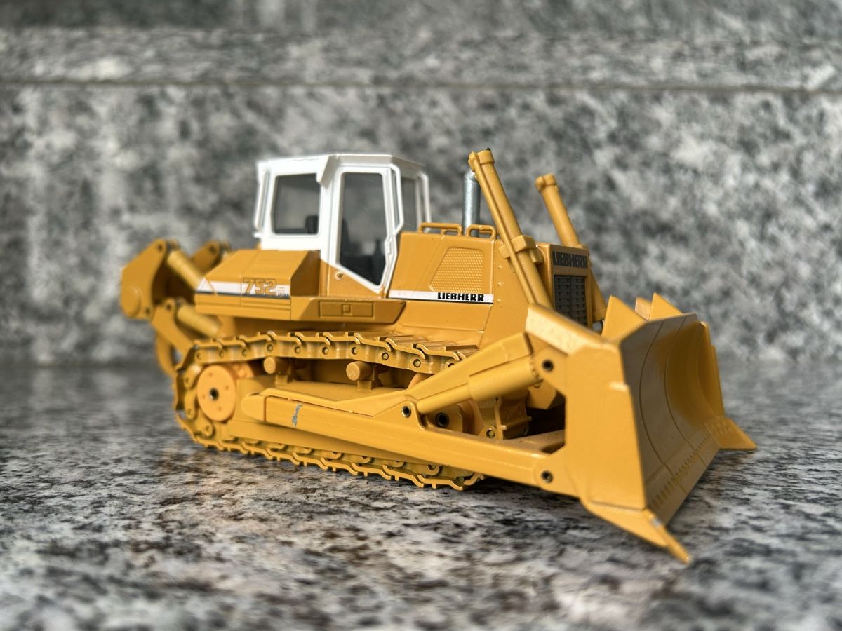 Conrad Modellbausätze & Standmodelle: Liebherr 752 , 1:50 , Conrad – Gebraucht aus Horw von Tigercat635 3