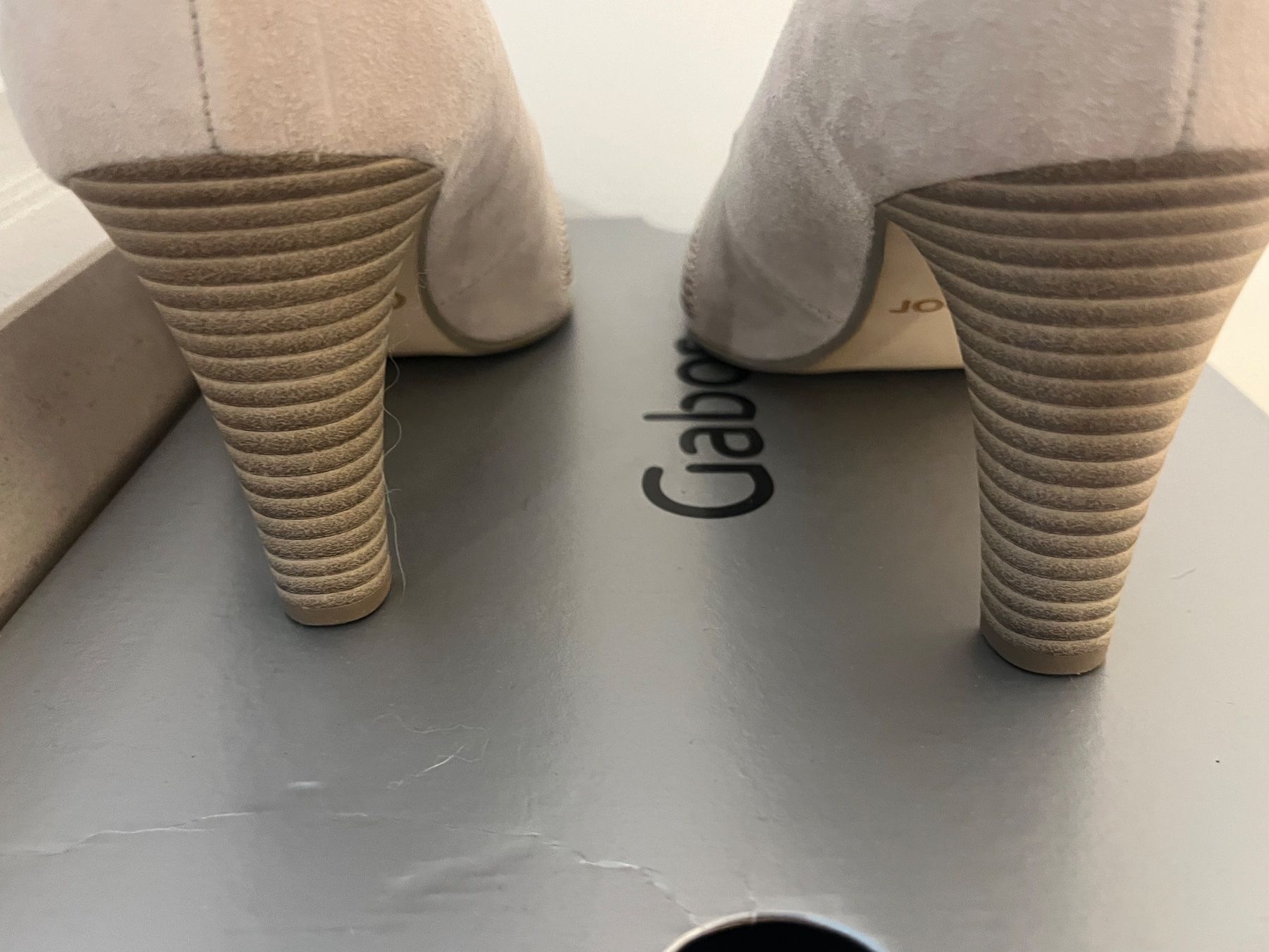 Gabor Scarpe da donna: Gabor Pumps Gr. 39 ( neu) – Nuovo (secondo la descrizione) da Luzern venduto da Sono2 5
