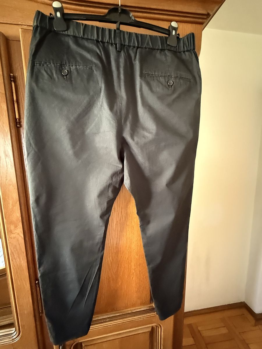 Dsquared2 Pantaloni: Dsquared pully jogger pant – Usato da Bern venduto da ana_nv7p 3