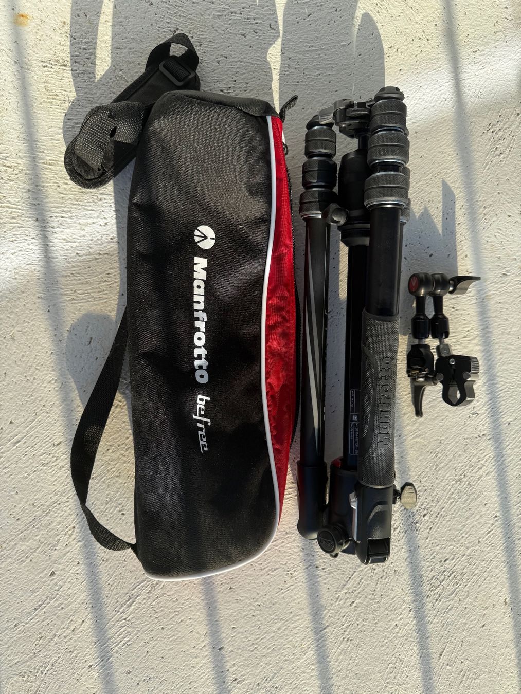 Manfrotto Treppiedi & Teste: Manfrotto Befree GT XPRO Aluminum Camera Tripod – Usato da Bülach venduto da cod_5wmp 6