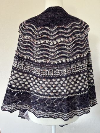 Rundes Tuch - handgestrickt - Merino