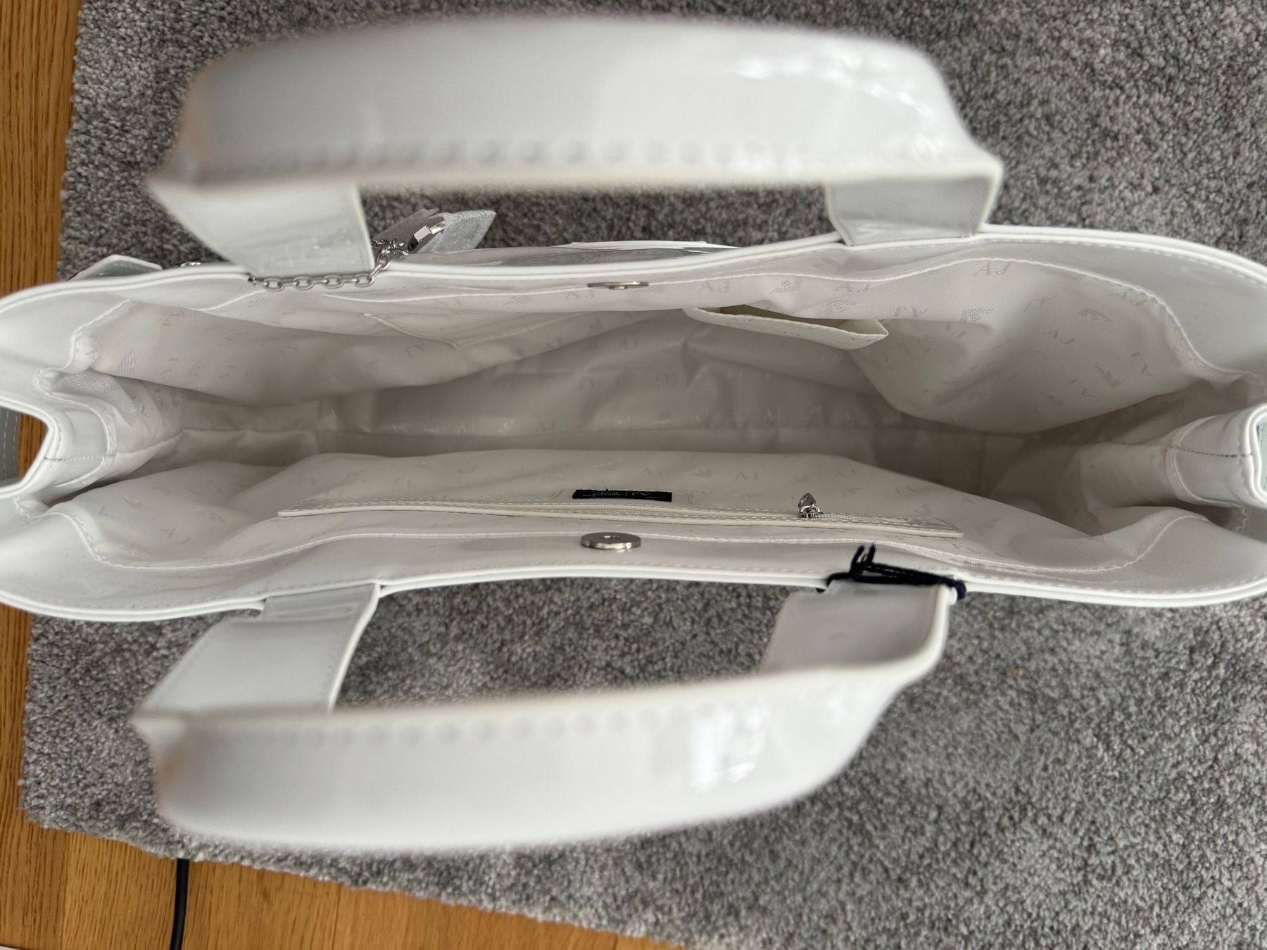 Armani Borse da donna: Armani Handtasche, NEU, Original – Nuovo e nell'imballaggio originale da Neuhaus SG venduto da Toppenau 1