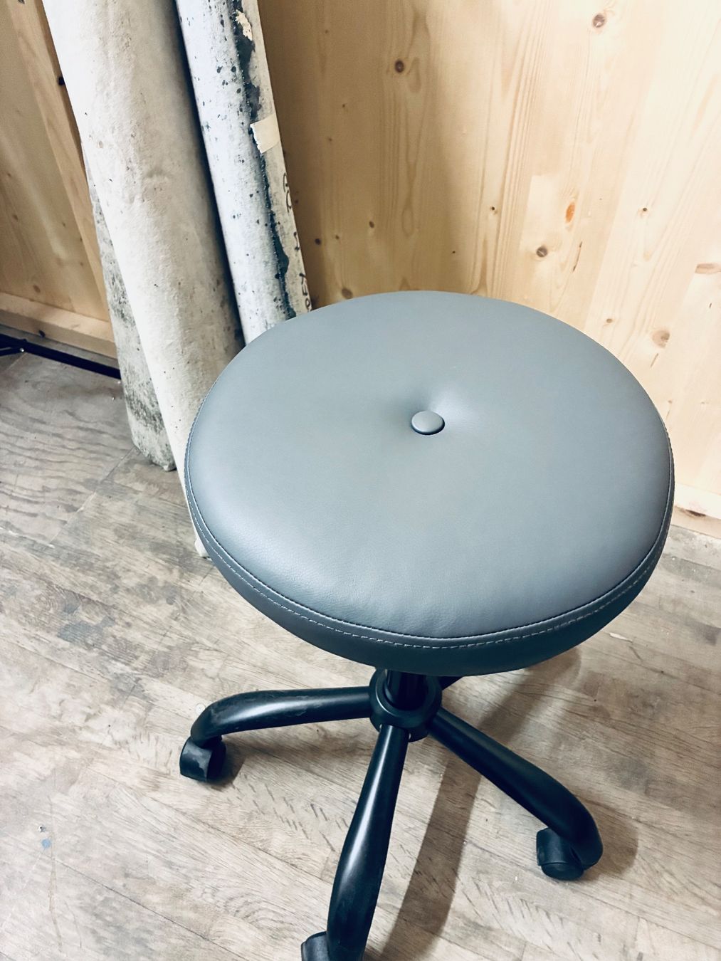 Sgabelli: Hocker – Usato da Fribourg venduto da waves55 2