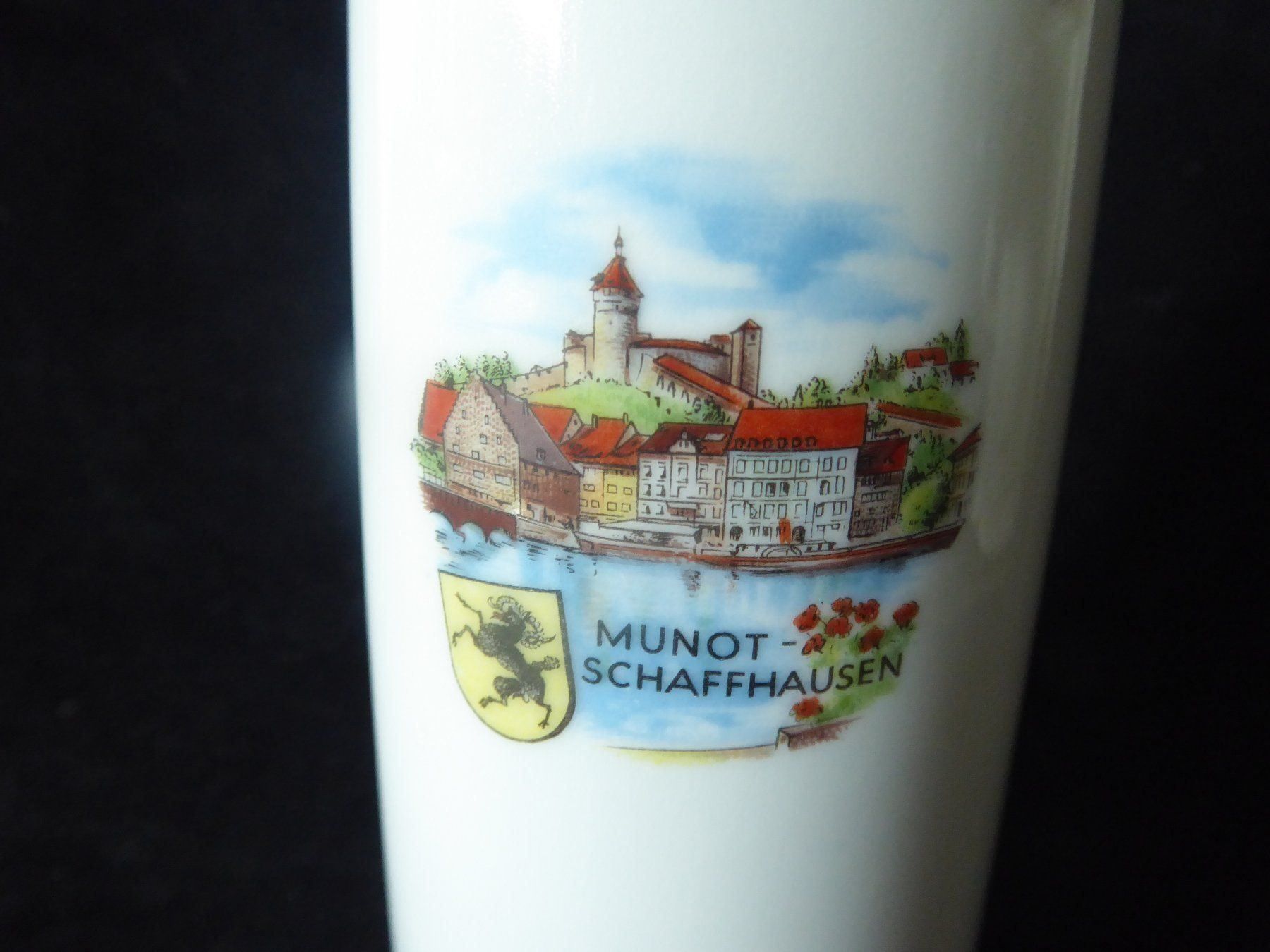 Vasi & Recipienti: Vase Munot Schaffhausen – Usato da Zürich venduto da Chaeffeler 1