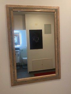 Specchi: Spiegel mit Marmor Founier – Usato da Birsfelden venduto da edw_2mjn 5