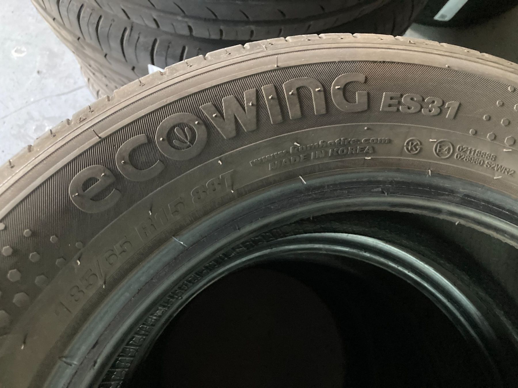 Pneus & Kompletträder: 185/65R15 Sommerpneu – Gebraucht aus Cham von Cham6332 2