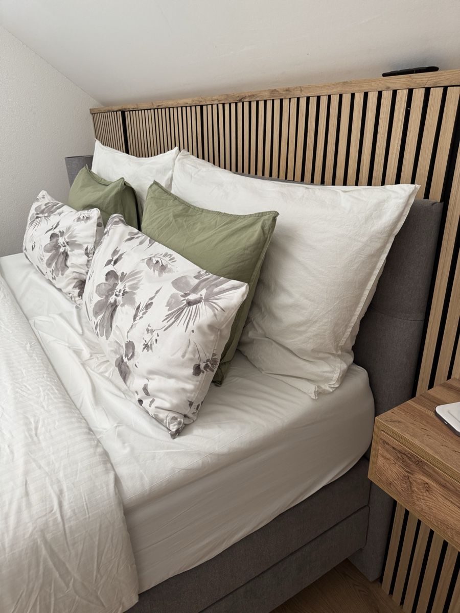 Letti: VB Elektrisches Boxspringbett mit oder ohne Rückwand – Usato da Wermatswil venduto da luc_z6vh 3