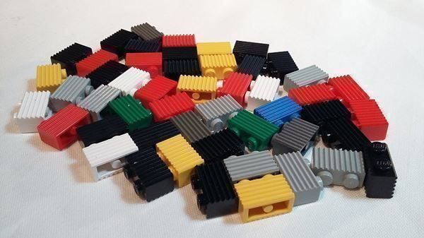 Lego Baukästen: LEGO 50 Rippensteine -C86 – Gebraucht aus Morges von car_9h2r