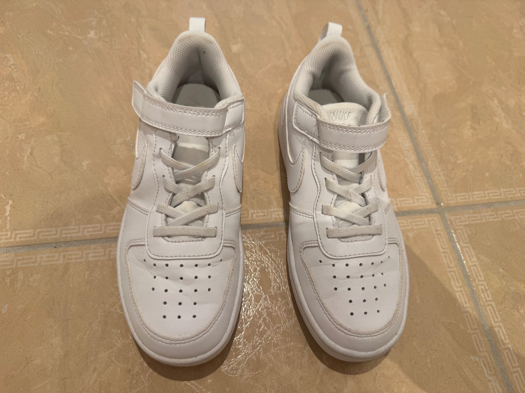 Nike Scarpe da uomo: Nike coole Sneakers, 35 – Usato da Klingnau venduto da Markus14
