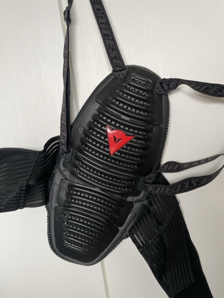 Dainese Protezioni & Imbottiture: Dainese Rückenprotektor schwarz – Usato da Krattigen venduto da adi_9bfb 1