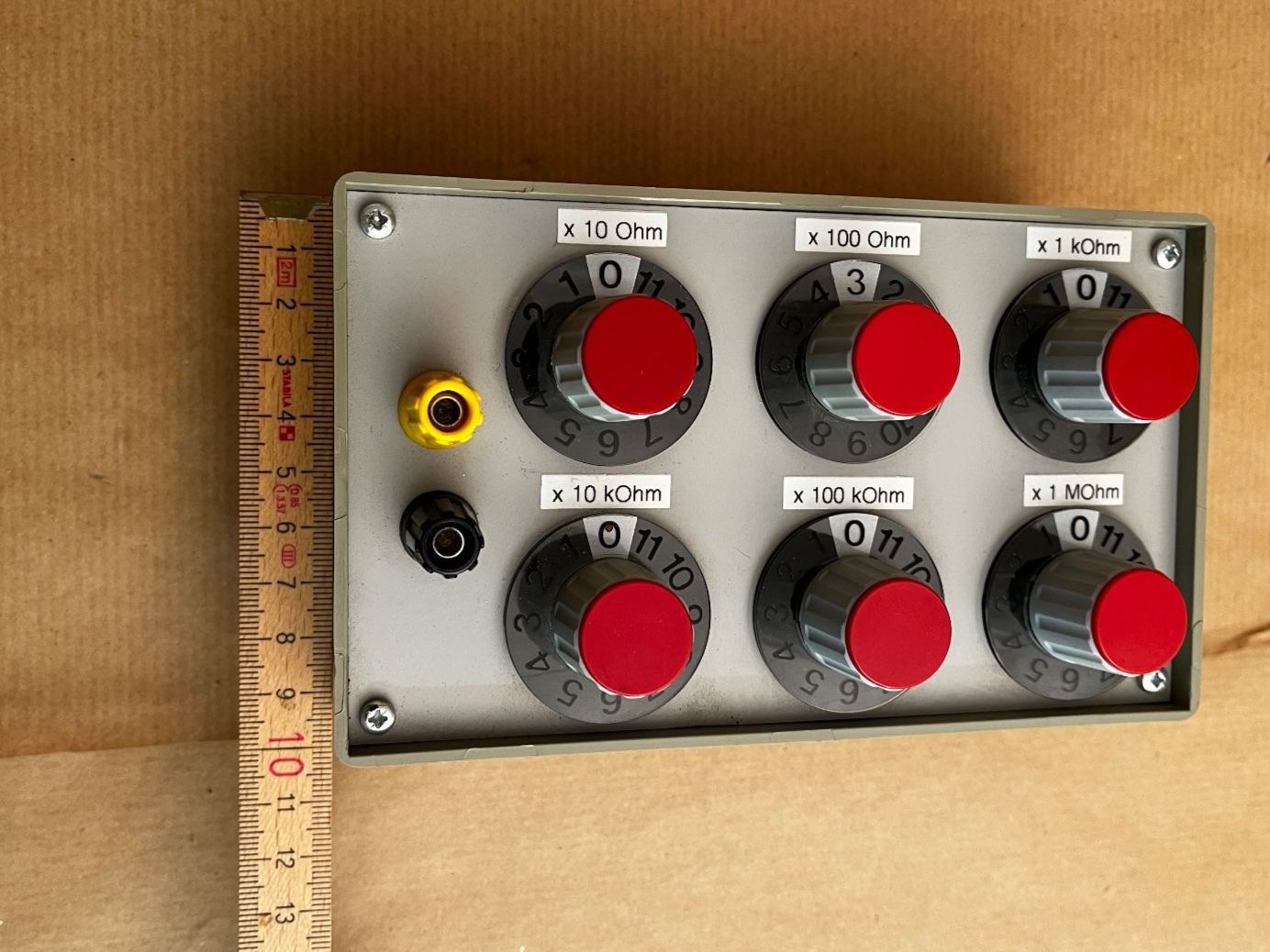 Composants électroniques: Widerstand-Dekade 0 ... 9 MOhm – D'occasion à Biel/Bienne par Daenu21 1