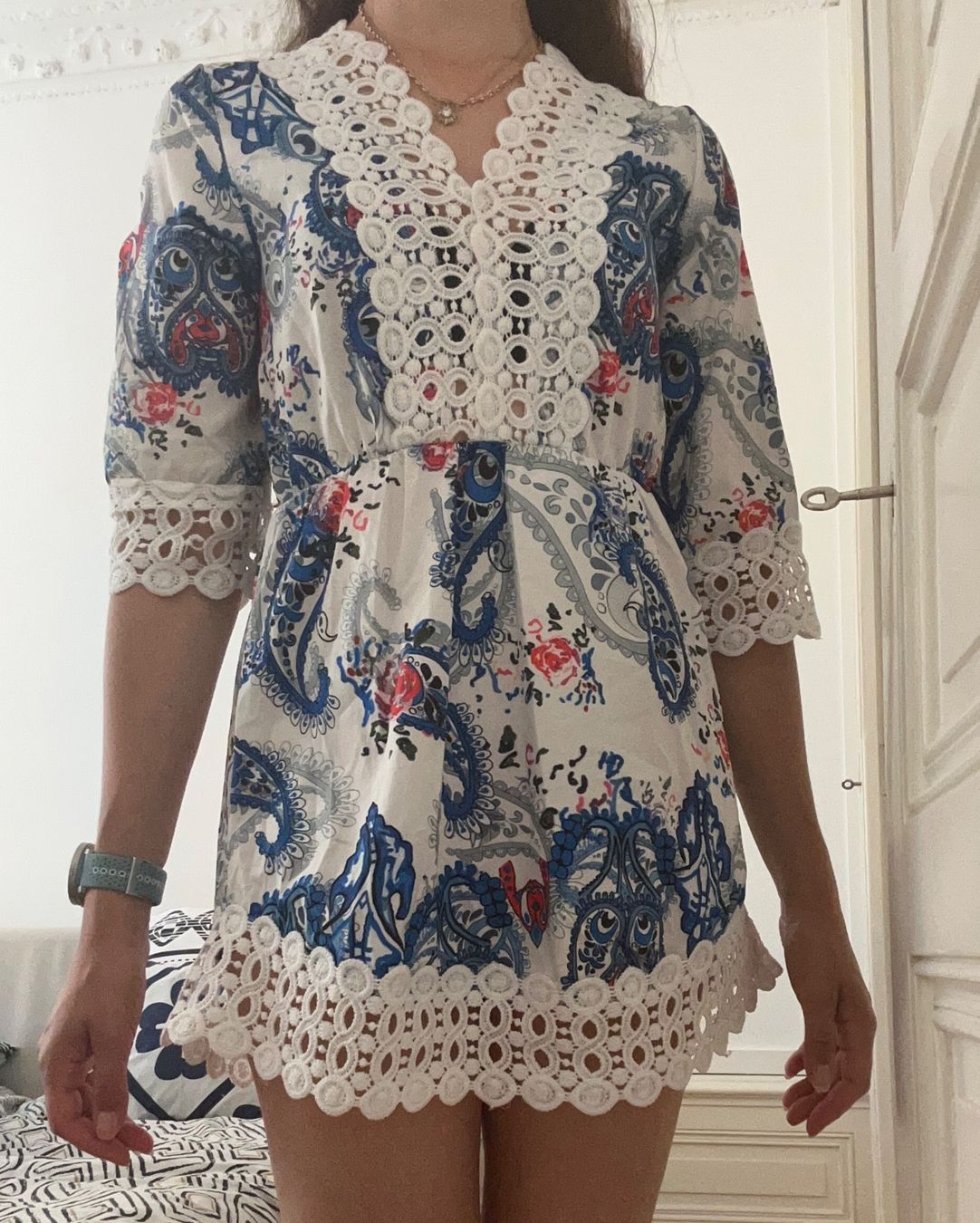Kleider: Robe courte – Gebraucht aus Lausanne von dre_th8k