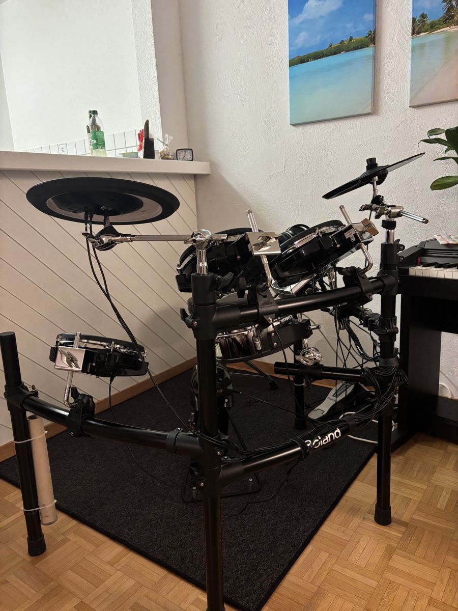 Roland Musikinstrumente: Elektronisches Drumset Roland TD - 9 – Gebraucht aus Buttisholz von lue_pfk6