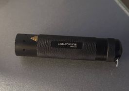 LED LENSER Taschenlampe