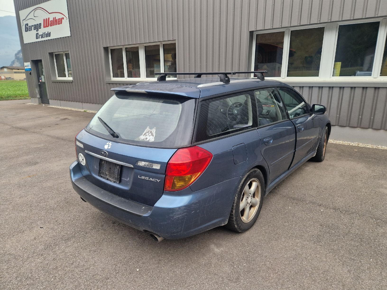 Subaru Autos: Subaru Legacy 2.5 AWD – Défectueux à Erstfeld par gar_k7j2 1