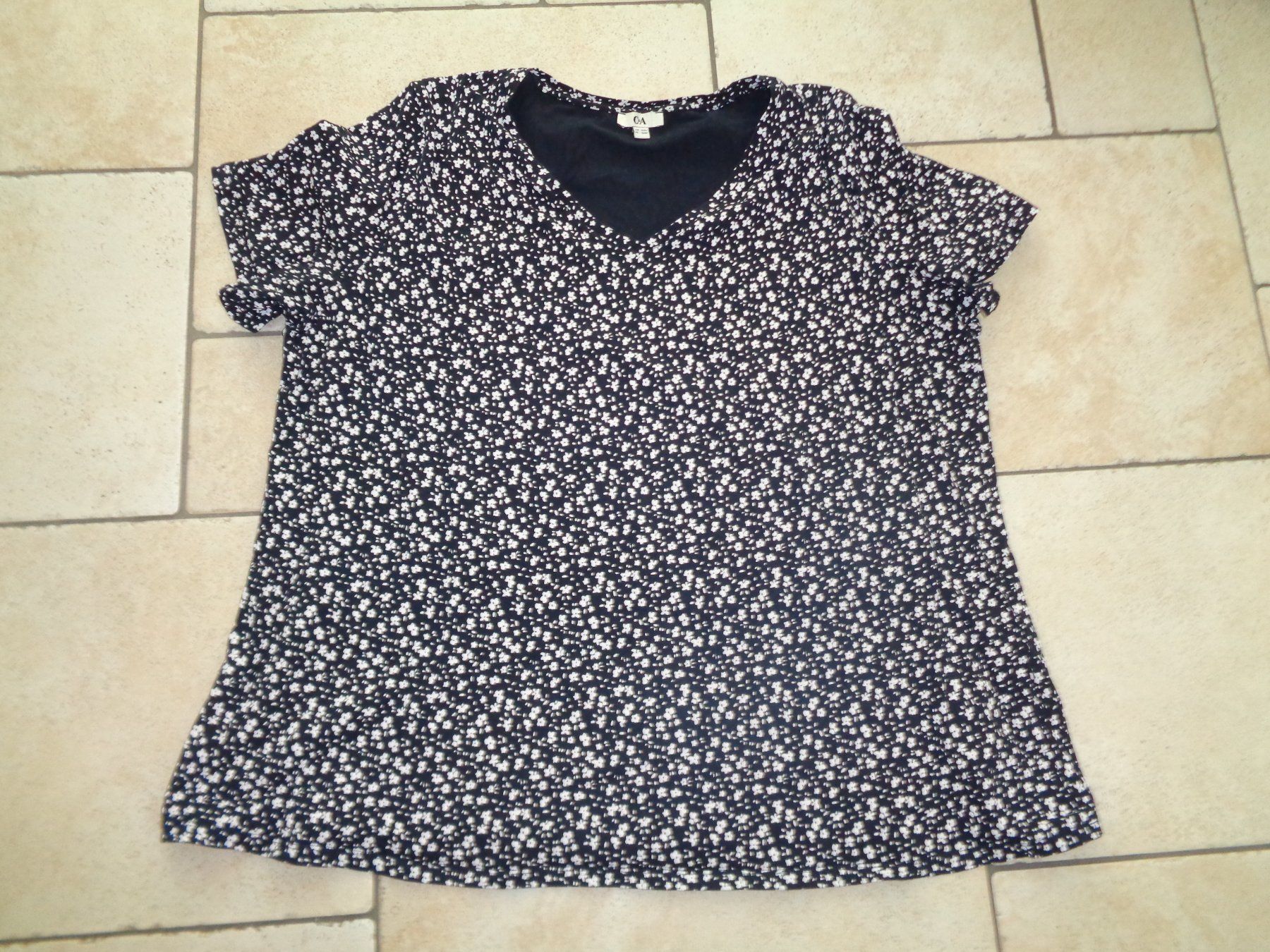 C&A T-shirt: Shirt  C&A  Grösse 52/54 – Usato da Kreuzlingen venduto da Robi-2003