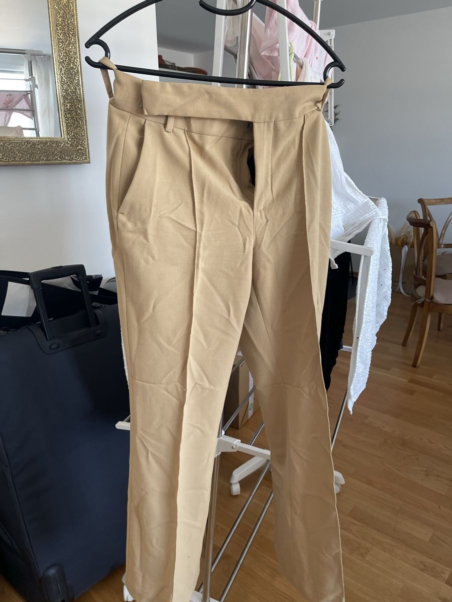Zara Completi & Tailleur: Zara Beige Suit  – Usato da Genève venduto da emi_bc27 2