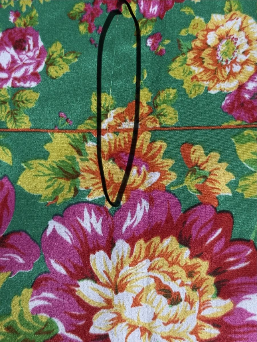 Polyester Foulards, Tücher & Schals: Foulard vintage fleuri vert 88x87 polyester – Gebraucht aus Vuippens von Anna_as 1
