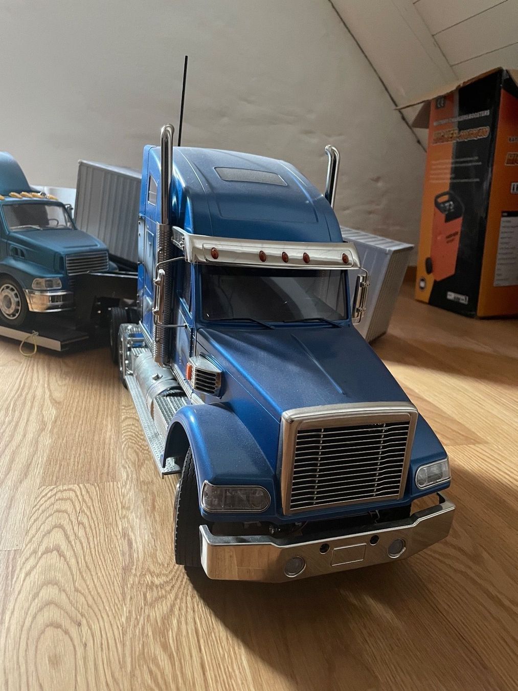 Tamiya Modellini d'auto: Schöne RC Truck Kombination – Usato da Buchs ZH venduto da Pitschpitsch 1