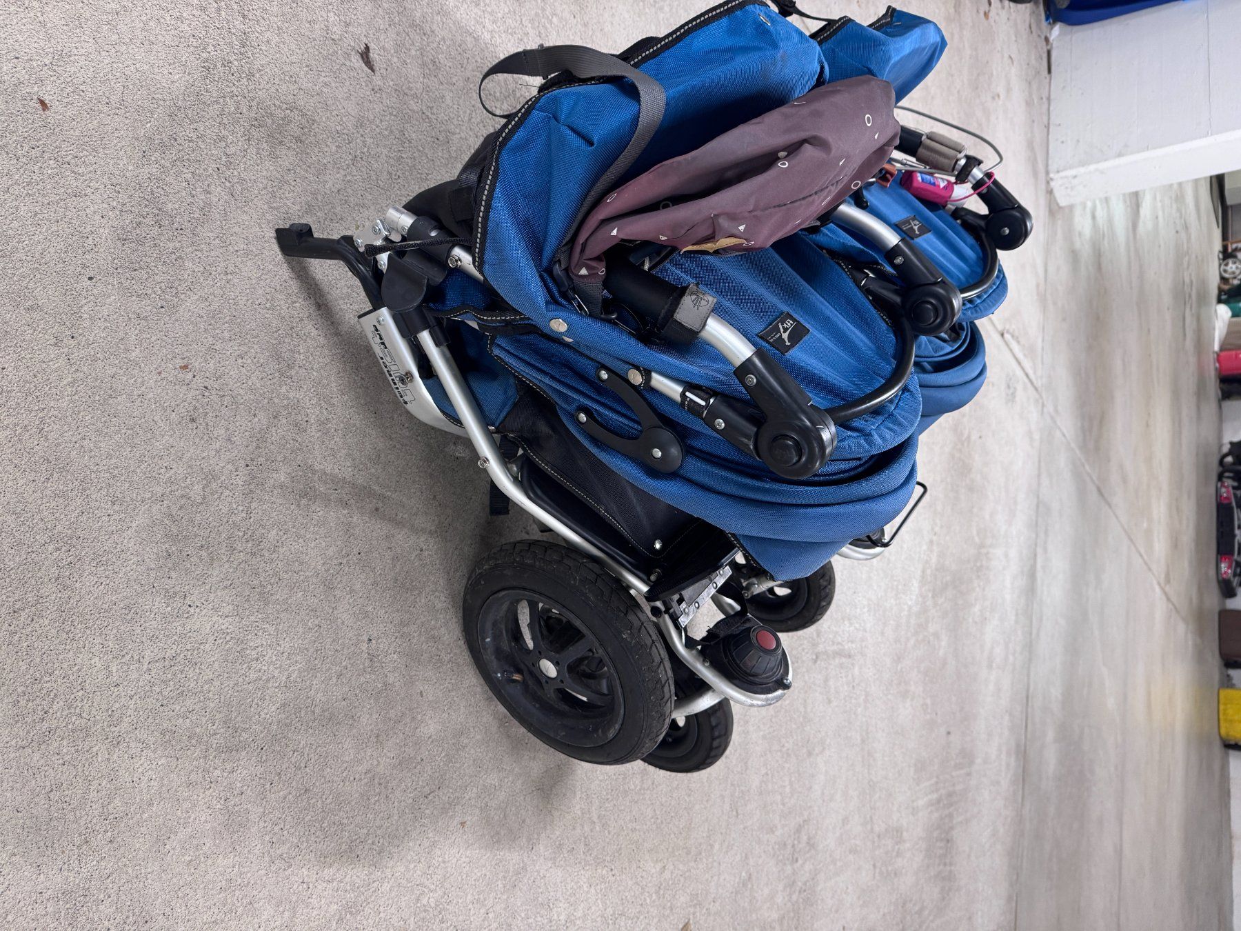 TFK Carrozzine: Doppelkinderwagen (TFK) – Usato da Winterthur venduto da Yolozo 2