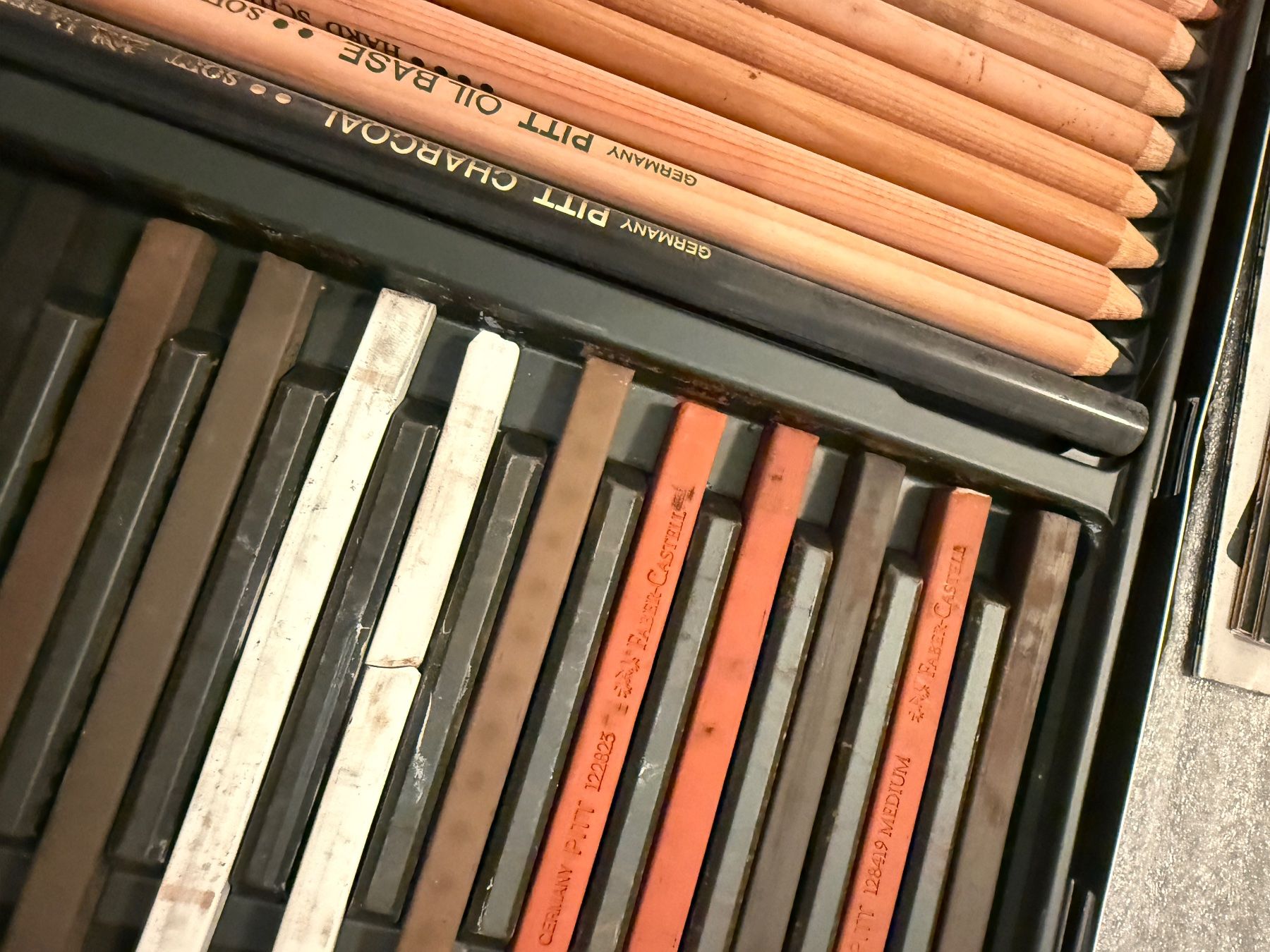Faber-Castell Penna & Evidenziatori: Faber Castell Künstlerbedarf – Nuovo (secondo la descrizione) da Zürich venduto da Ivo75 1