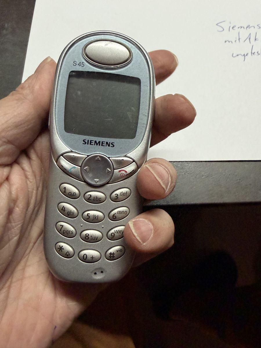 Siemens Telefoni cellulari / Smartphones: Siemens S45 mit Akku ungetestet – Usato da Wettingen venduto da NickInc 1